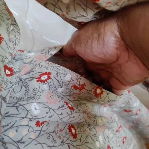 Vintage Skirt Set • Tan Floral • by Evan Picone / Size 6 Petite - Picture 7 of 11